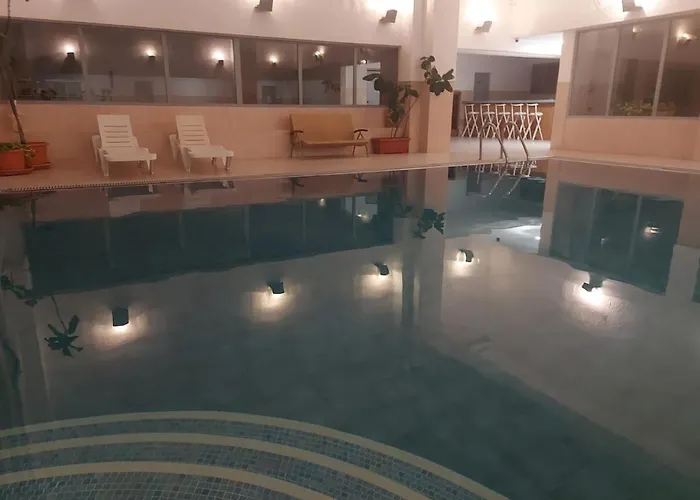 Cala Del Pino * לה מנגה דל מר מנור