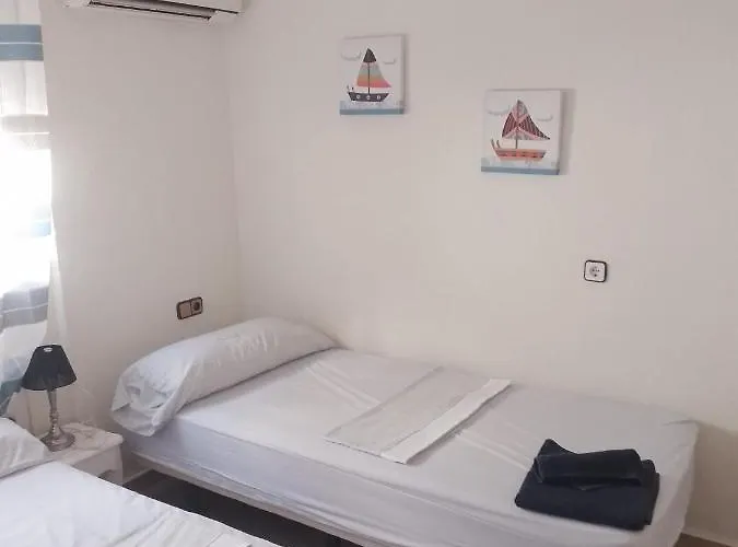 Cala Del Pino לה מנגה דל מר מנור